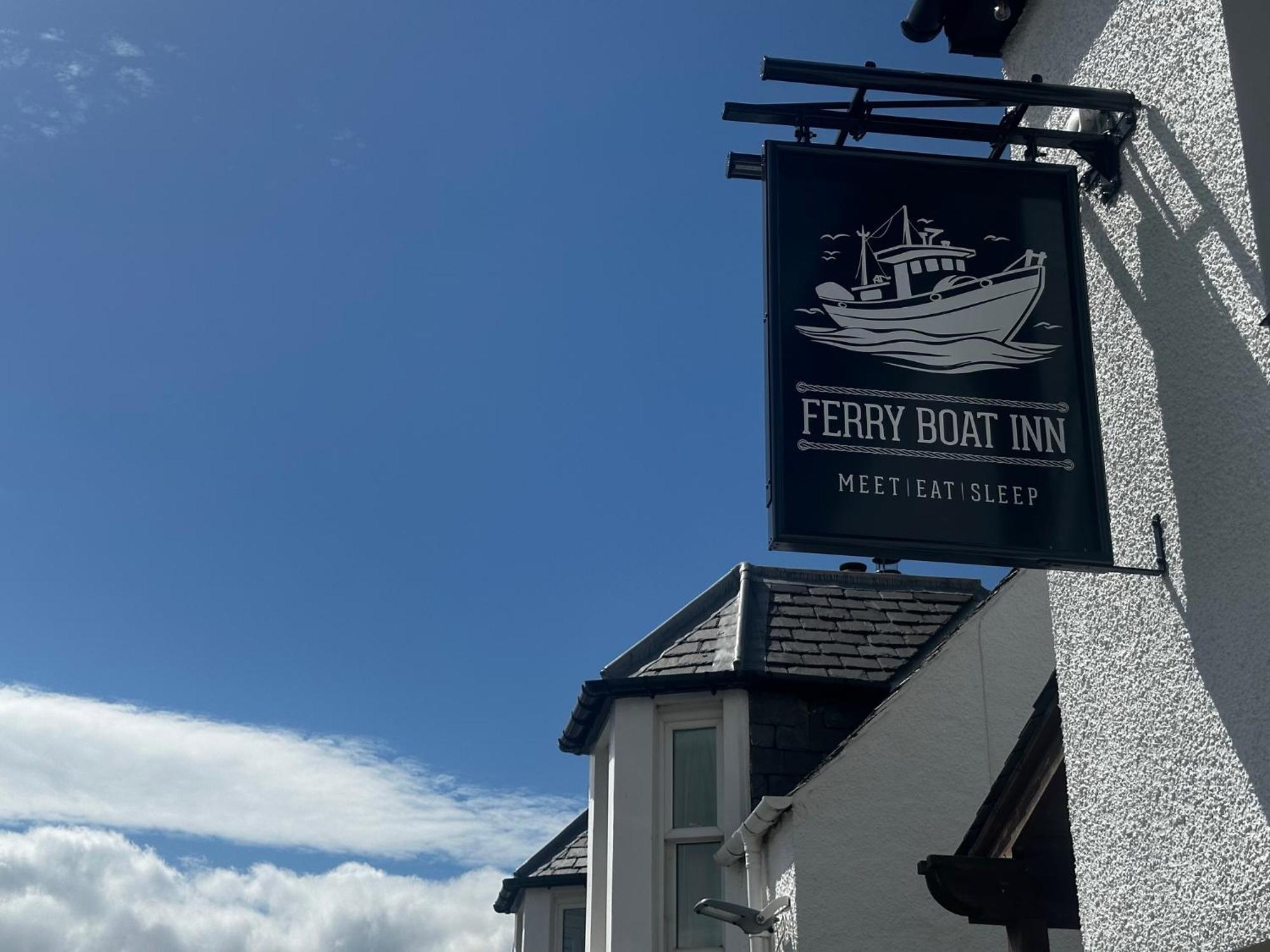 The Ferry Boat Inn Ullapool Exterior photo